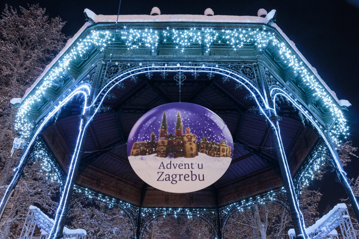 Advent in Zagreb sign on pavilion in Zrinjevac park in Zagreb, Croatia - Adventures Croatia