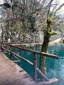 plitvice lakes and waterfalls