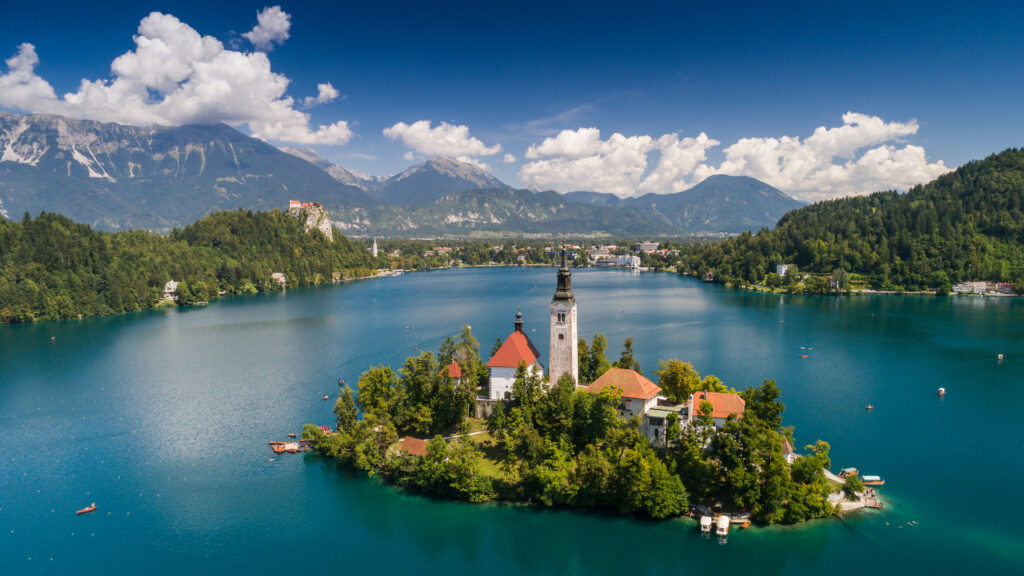 The best hikes in Croatia's neighboring countries - the Ojstrica Viewpoint Hike around Lake Bled in Slovenia