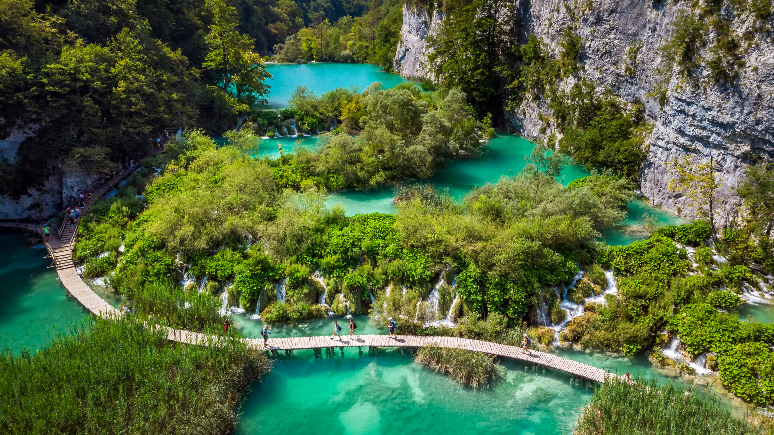 the best hikes in Croatia - Plitvice Lakes