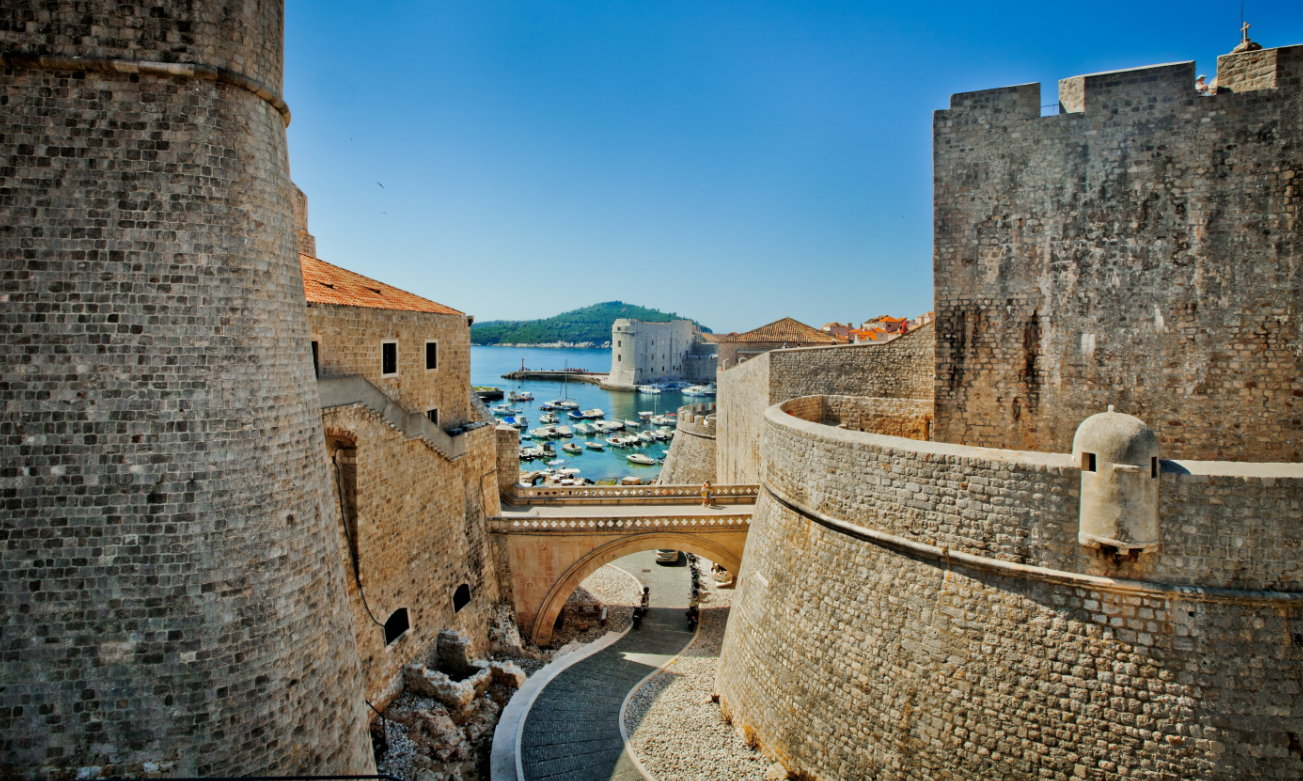 excursions in Croatia - tour of the Old Town Walls in Dubrovnik